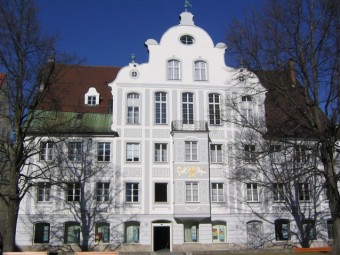 Sanierte Fassade eines denkmalgeschützten Gebäudes